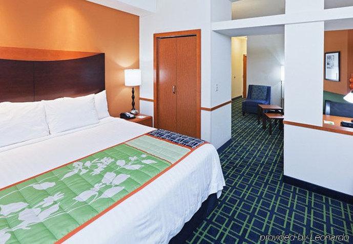 Fairfield Inn & Suites Tulsa South Medical District מראה חיצוני תמונה