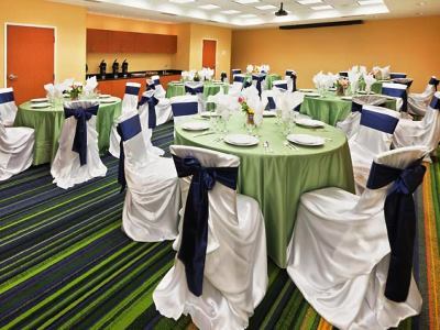 Fairfield Inn & Suites Tulsa South Medical District מראה חיצוני תמונה