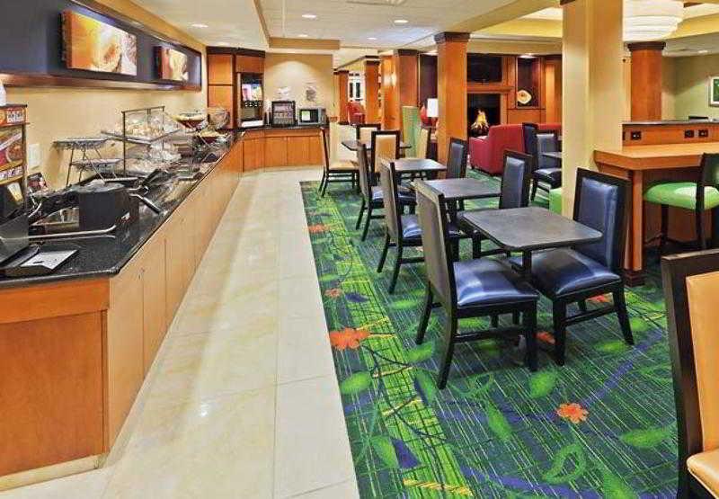 Fairfield Inn & Suites Tulsa South Medical District מסעדה תמונה