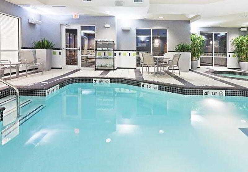 Fairfield Inn & Suites Tulsa South Medical District מראה חיצוני תמונה