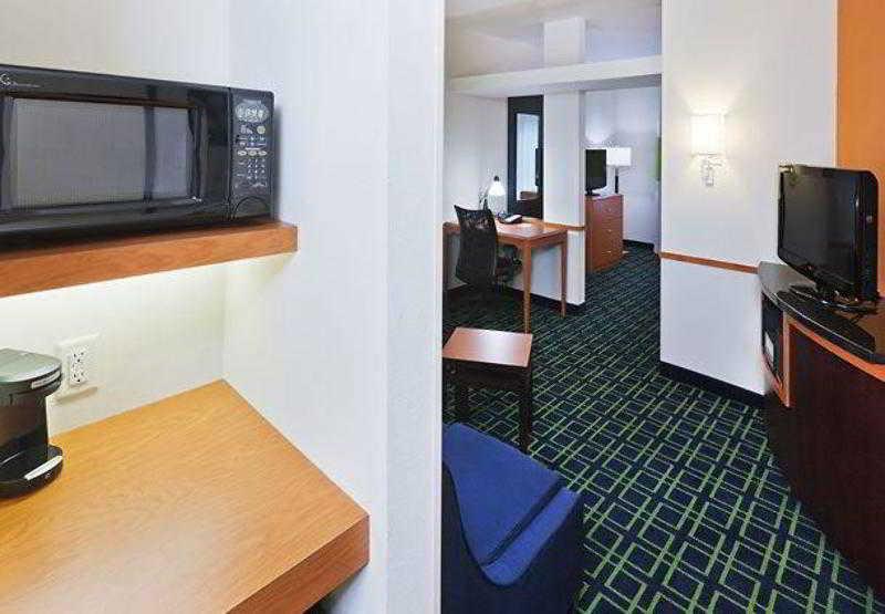 Fairfield Inn & Suites Tulsa South Medical District מראה חיצוני תמונה